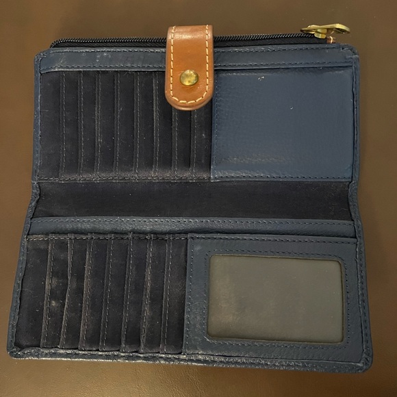 Fossil Matching Navy Wallets - Picture 3 of 4